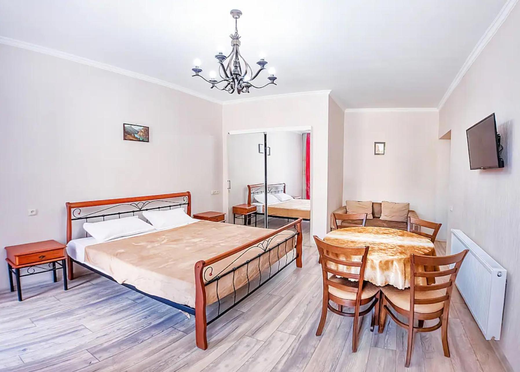Guest House Lile Tbilisi Exterior photo