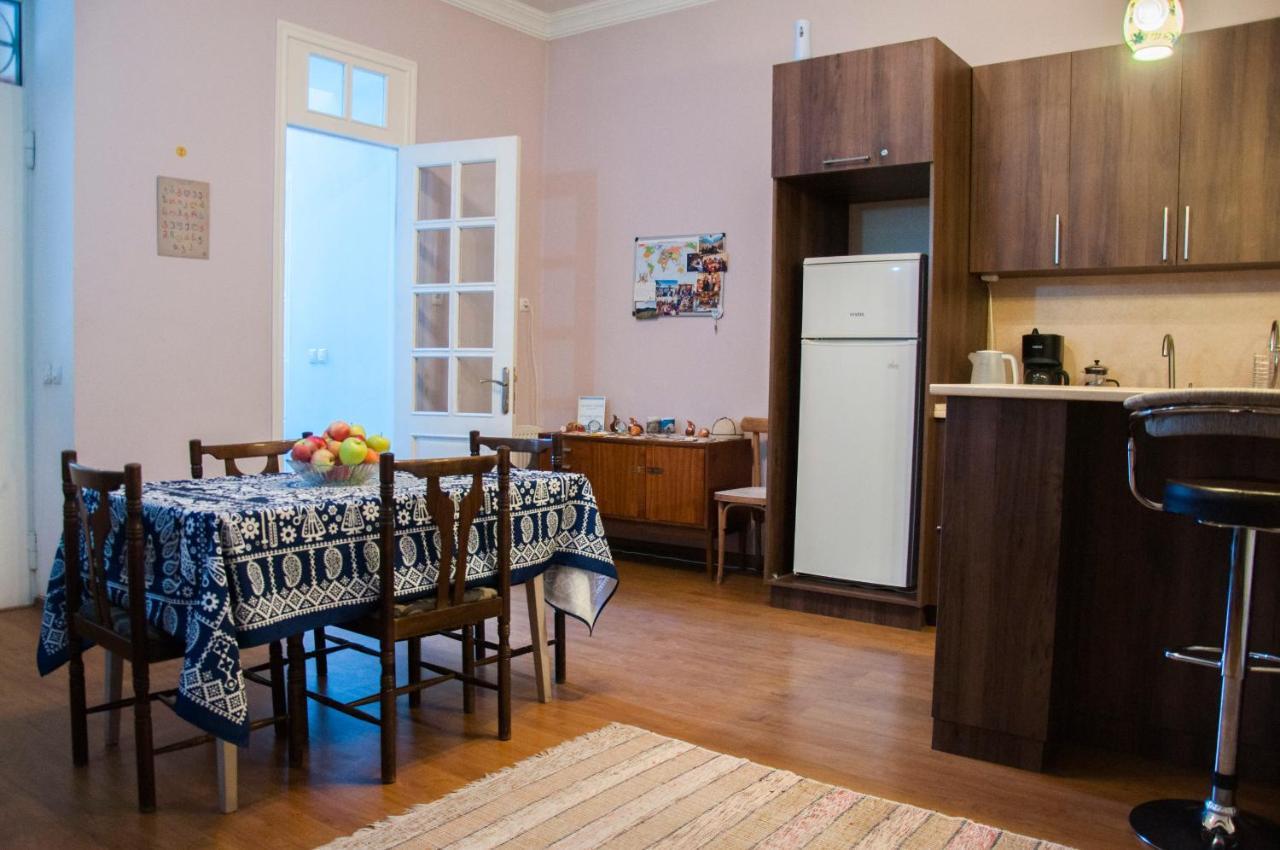 Guest House Lile Tbilisi Exterior photo