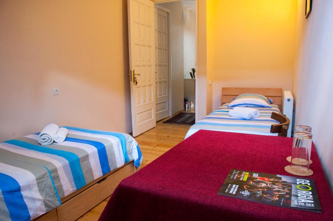Guest House Lile Tbilisi Exterior photo